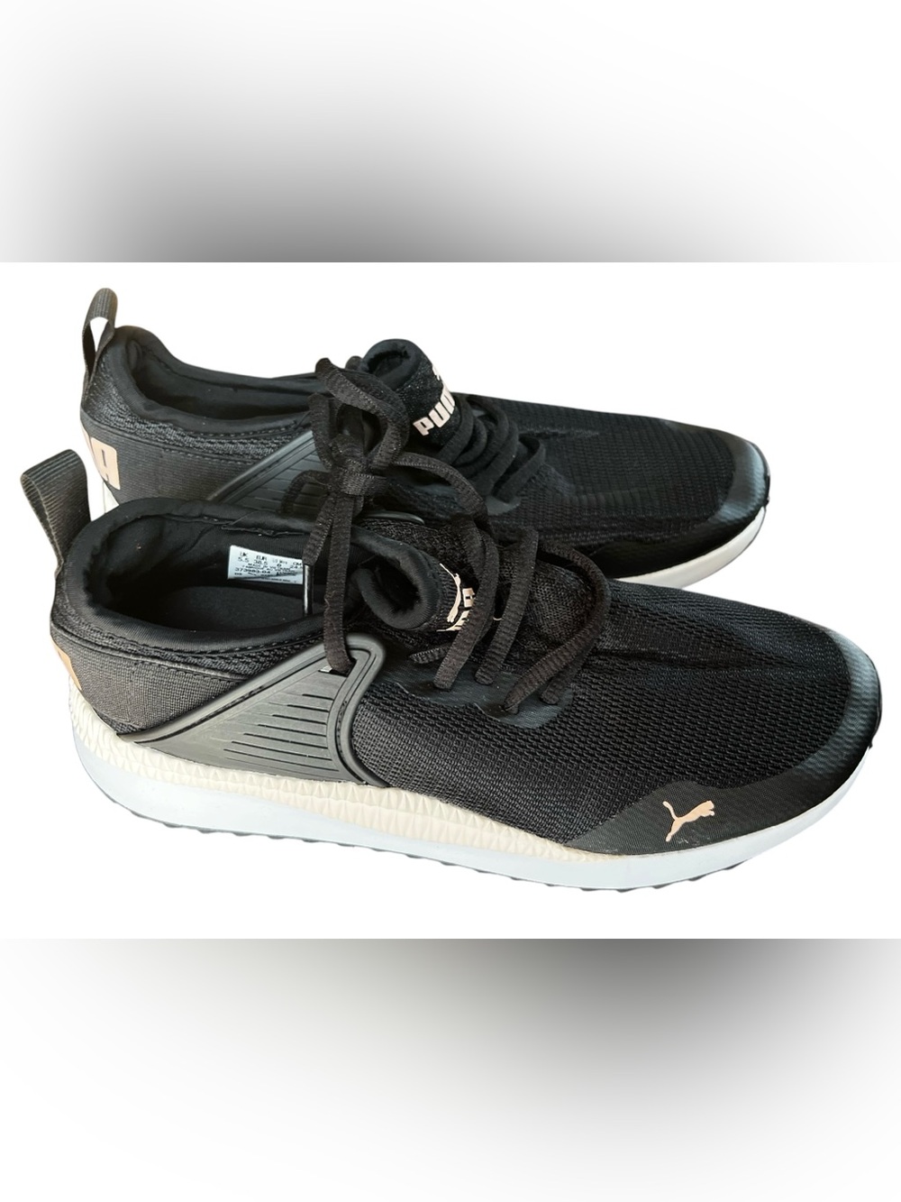 US 8 Puma Ladies’ PC Runner Sneakers in White, Light Pink and Black